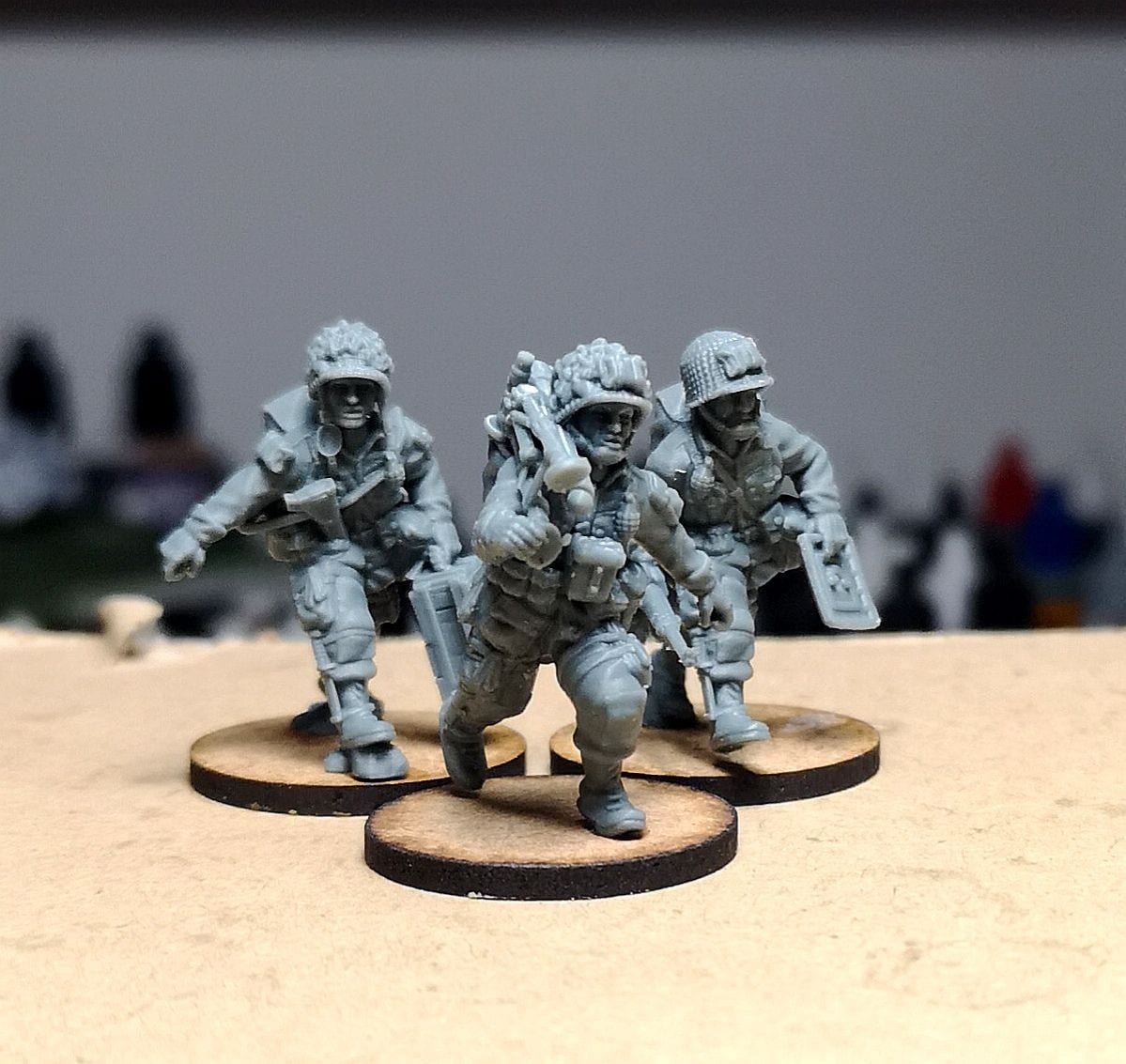 Colonel Muller Miniatures US Paratroopers M2 MORTAR (moving) 28mm