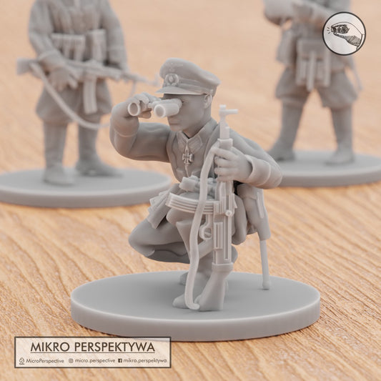 MIKRO PERSPEKTYWA German Officer  ww2 miniatures 28mm - 1/72